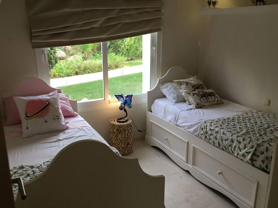 Alcazaba Blue Lagoon 3 Bedroom, Ground Floor Apartment Estepona Eksteriør bilde