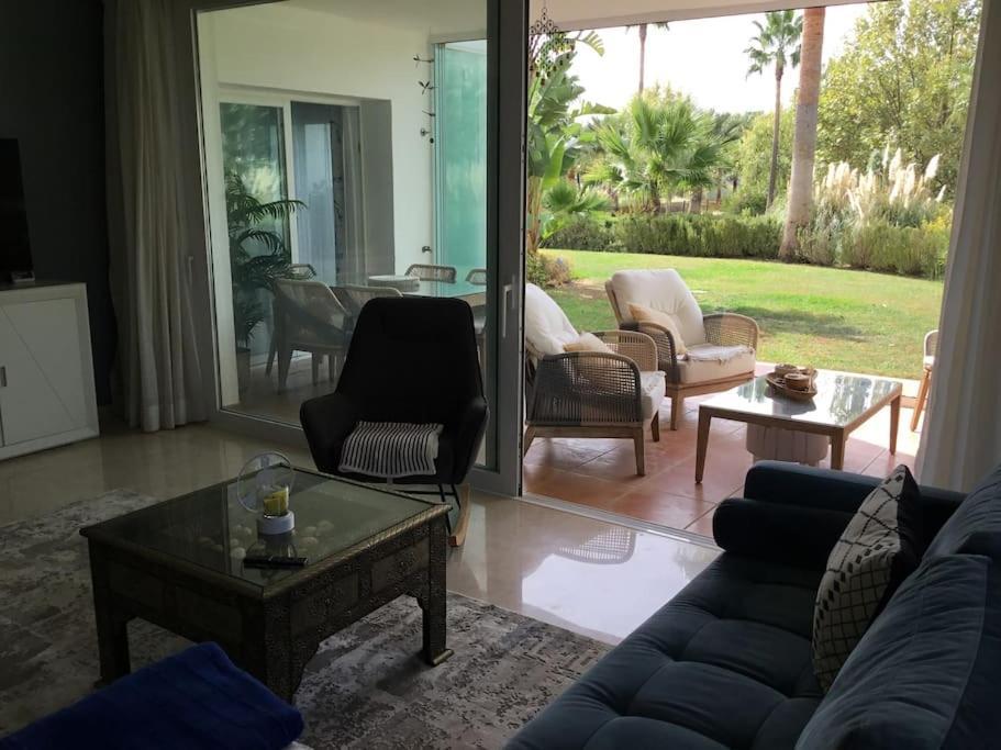 Alcazaba Blue Lagoon 3 Bedroom, Ground Floor Apartment Estepona Eksteriør bilde